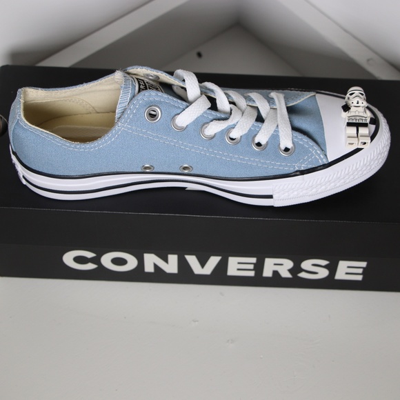 sky blue all star converse